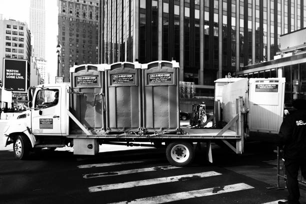 Affordable portable toilet rental in Avon, OH